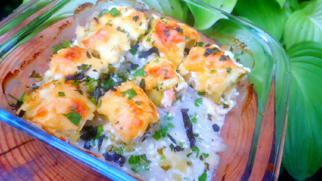 Рулетики из кабачков с куриным филе