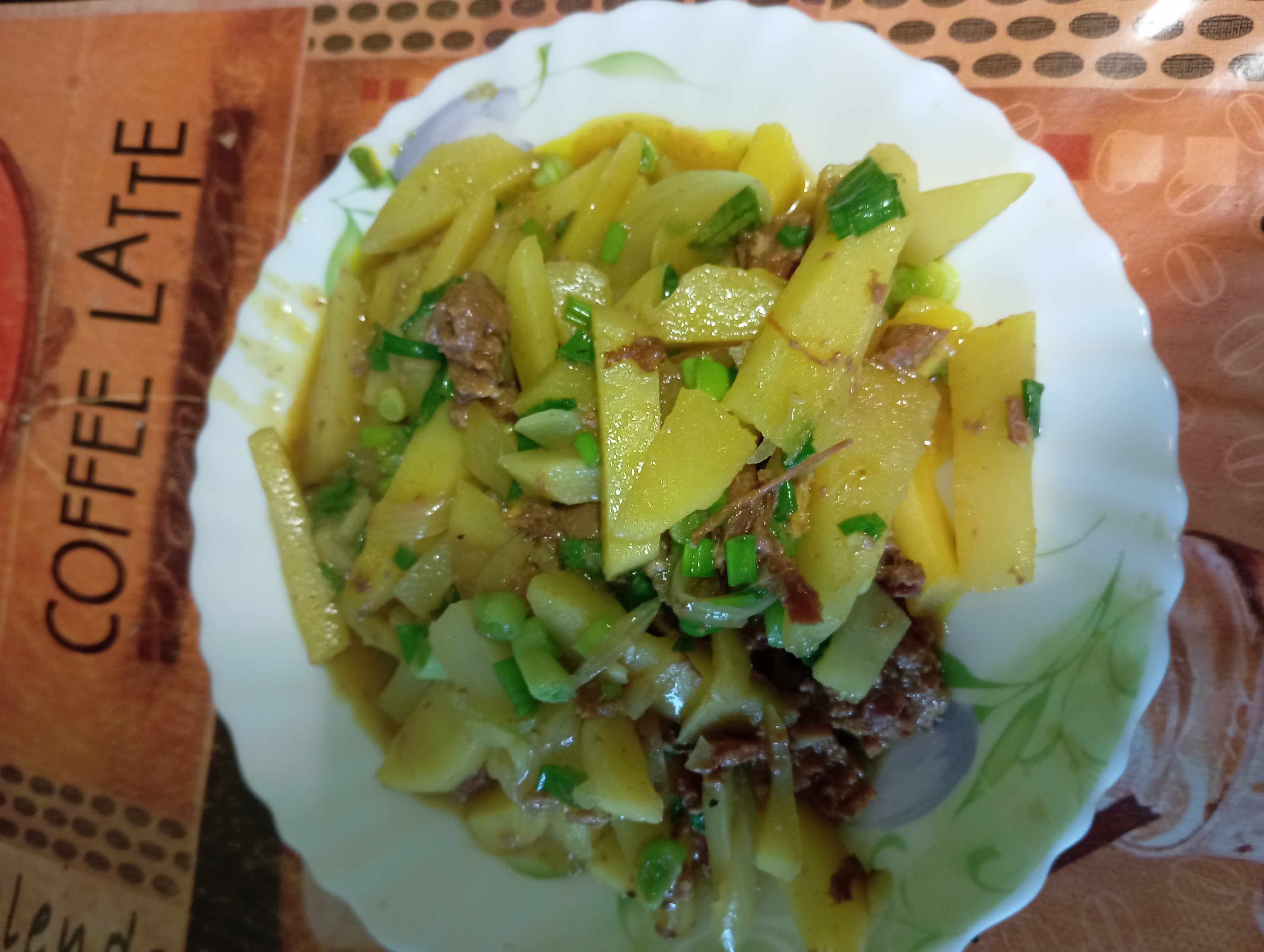Жареная картошка с тушенкой