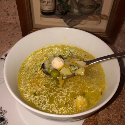 Суп с капустой и горошком