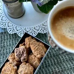 Ароматное печенье с вином и грецкими орехами