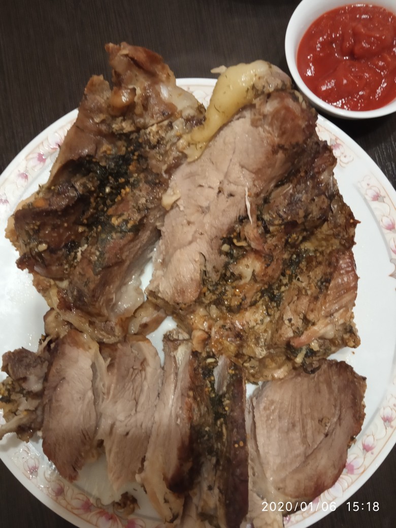 Запечённое мясо в фольге