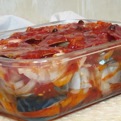 Скумбрия маринованная в томатном соусе