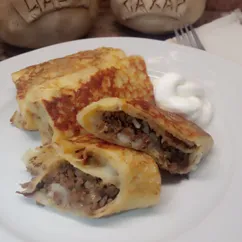 Блинчики с начинкой из желудков индейки