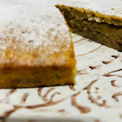 Пирог с бананом и грецкими орехами 