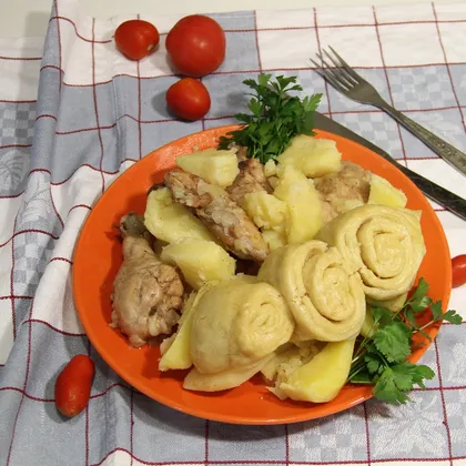 Штрудли с мясом и картошкой по-немецки