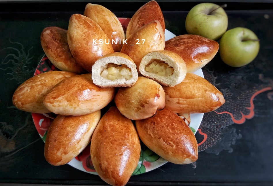 Пирожки с яблоками в духовке: рецепт с фото | Чудо-Повар