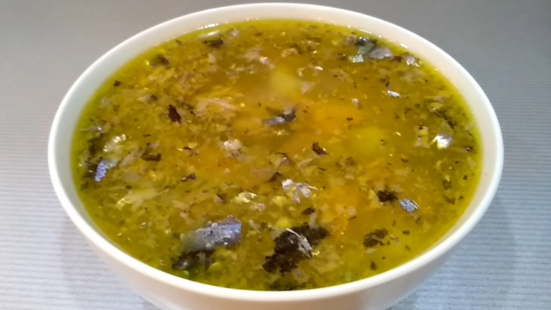 Ингредиенты для «Суп из консервированной сайры»: