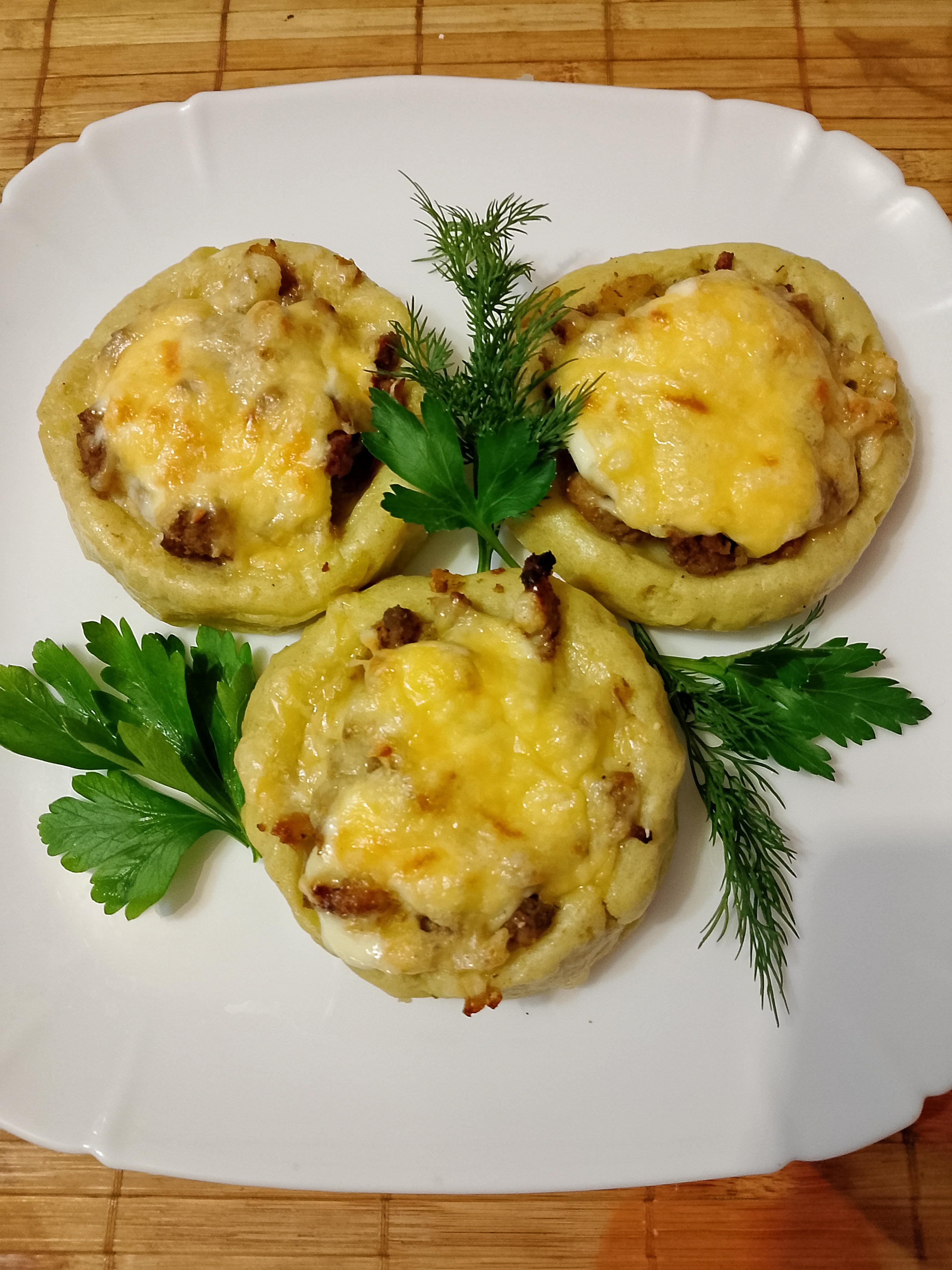 Картофельные гнёзда с фаршем из индейки