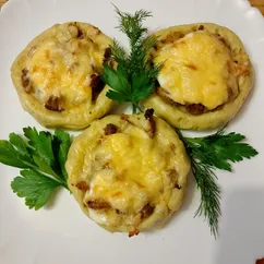 Картофельные гнёзда с фаршем из индейки