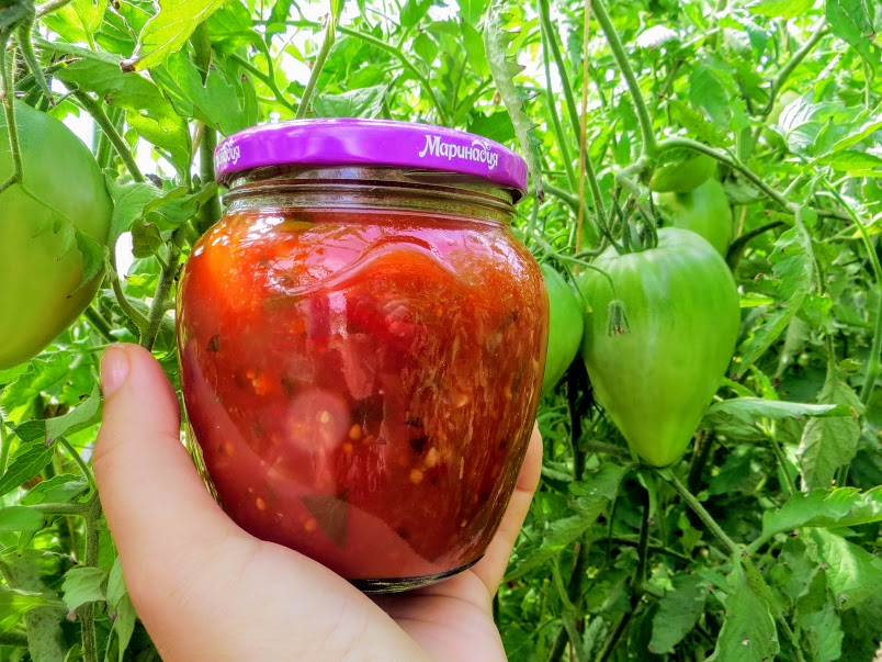 Свекровь поделилась рецептом вкуснейшего соуса / Кавказский соус на зиму