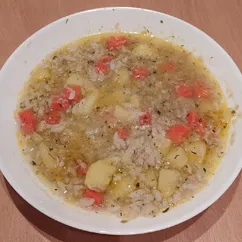 Рисовый суп с соевым мясом (веганский)