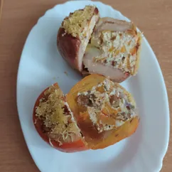 Хурма и яблоко, фаршированные тофу с изюмом 