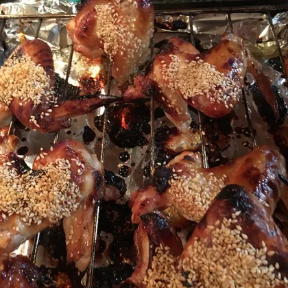 Куриные крылья в соусе терияки с запеченным картофелем