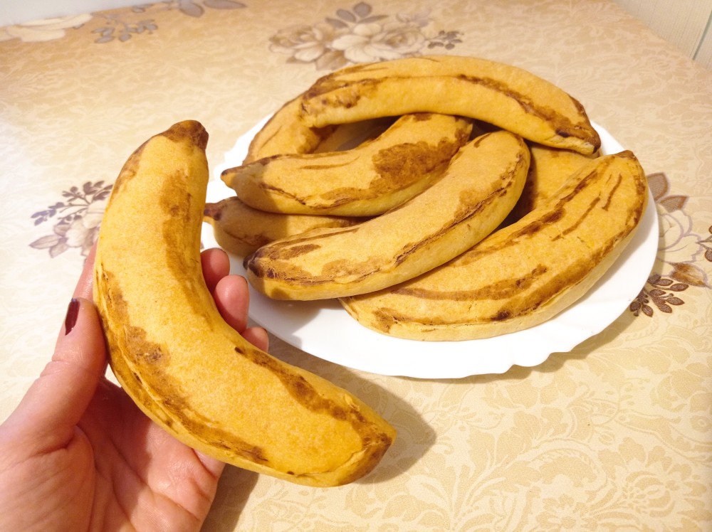 Пошаговый фото-рецепт для духовки печенья с творогом “Бананы”