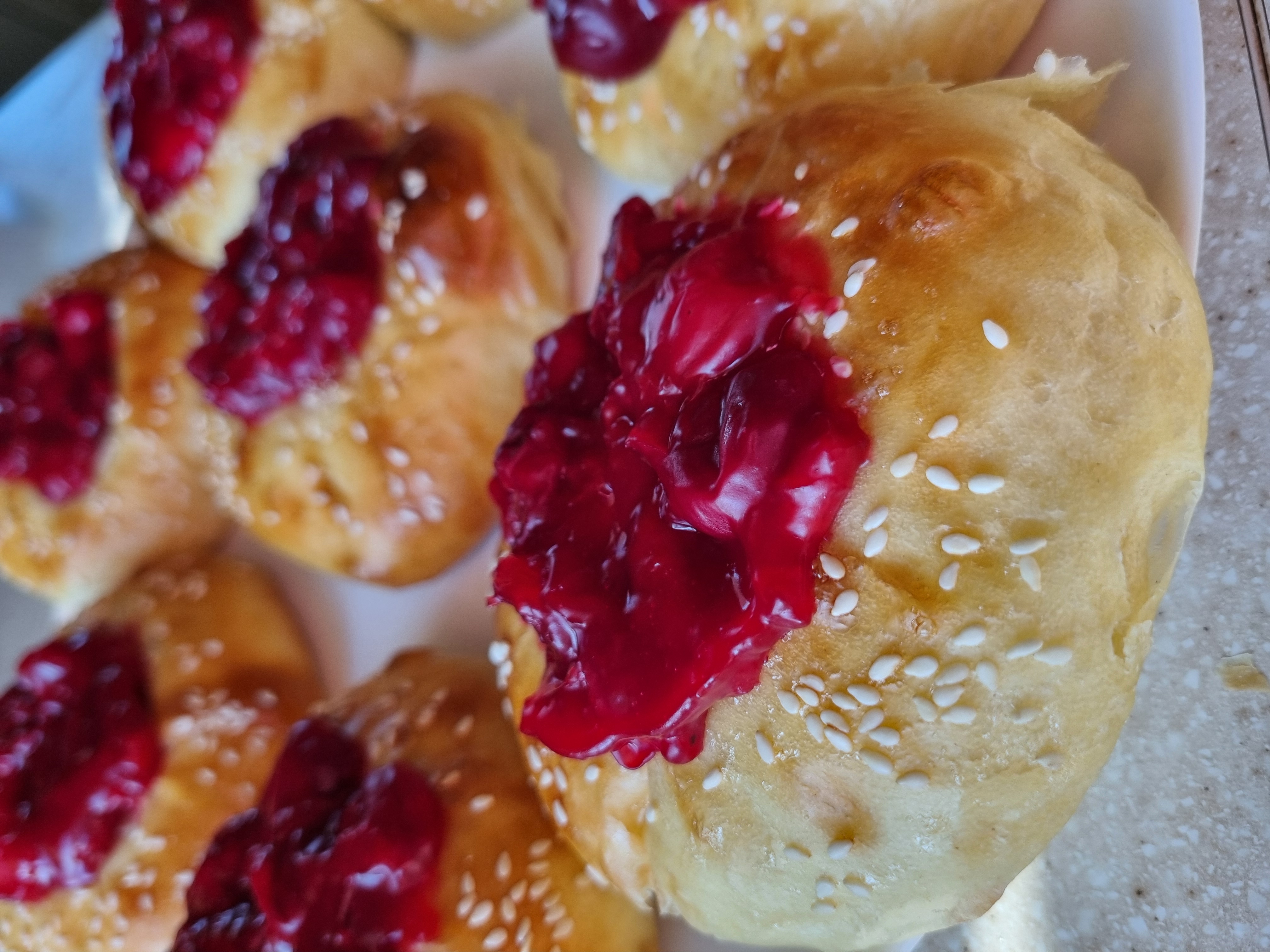 Булочки с  чизкейком и вишней 🍒