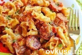 Макароны с сосисками