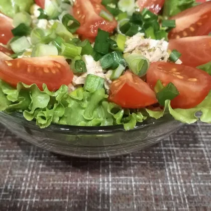 Диетический салат с тунцом
