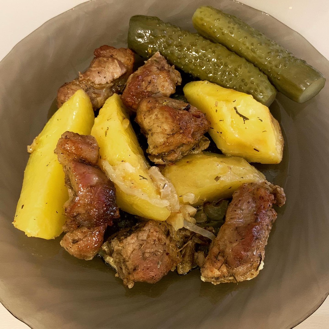 15 вкуснейших рецептов свинины с картошкой в духовке
