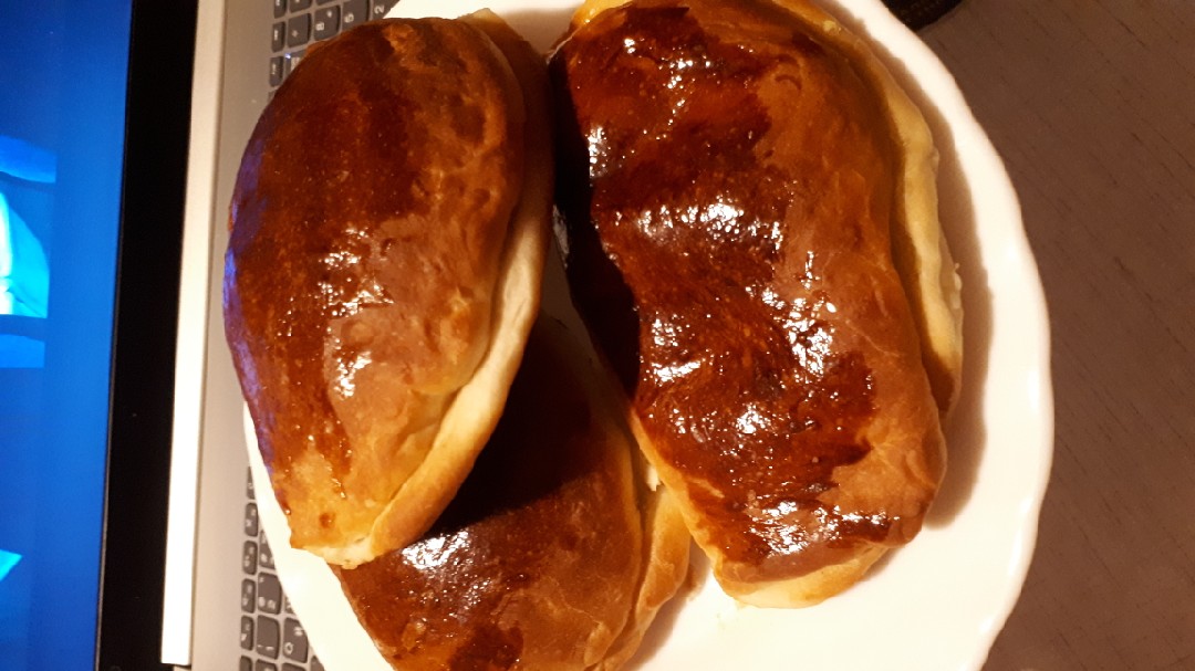 Пирожки с капустой и яйцом