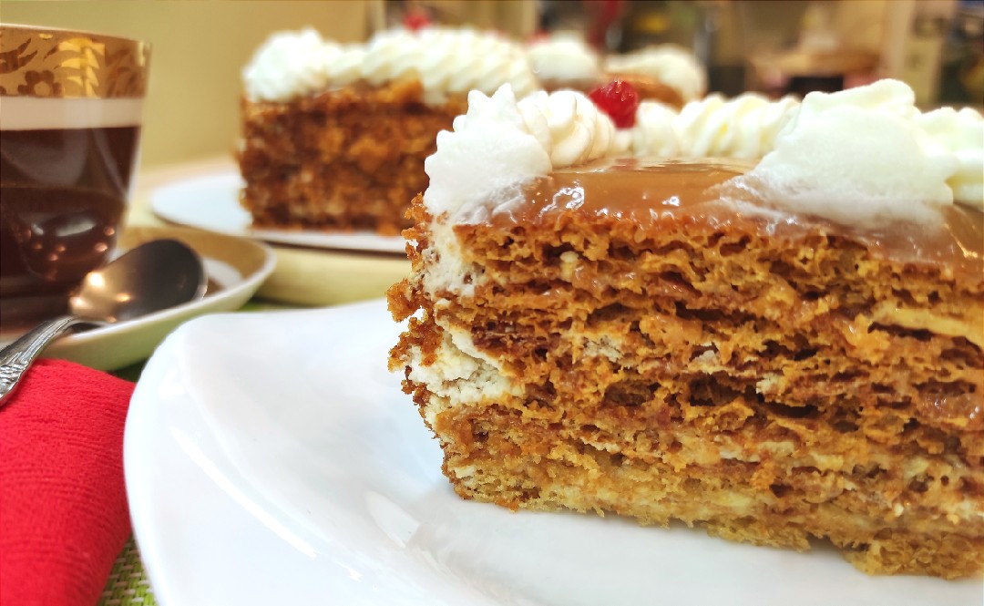 Торт медовый «Чудо» — оригинальный рецепт — Кулинарные рецепты любящей жены