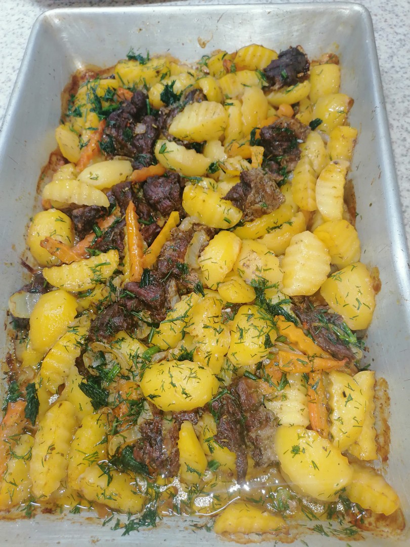 Запечённый картофель с говядиной