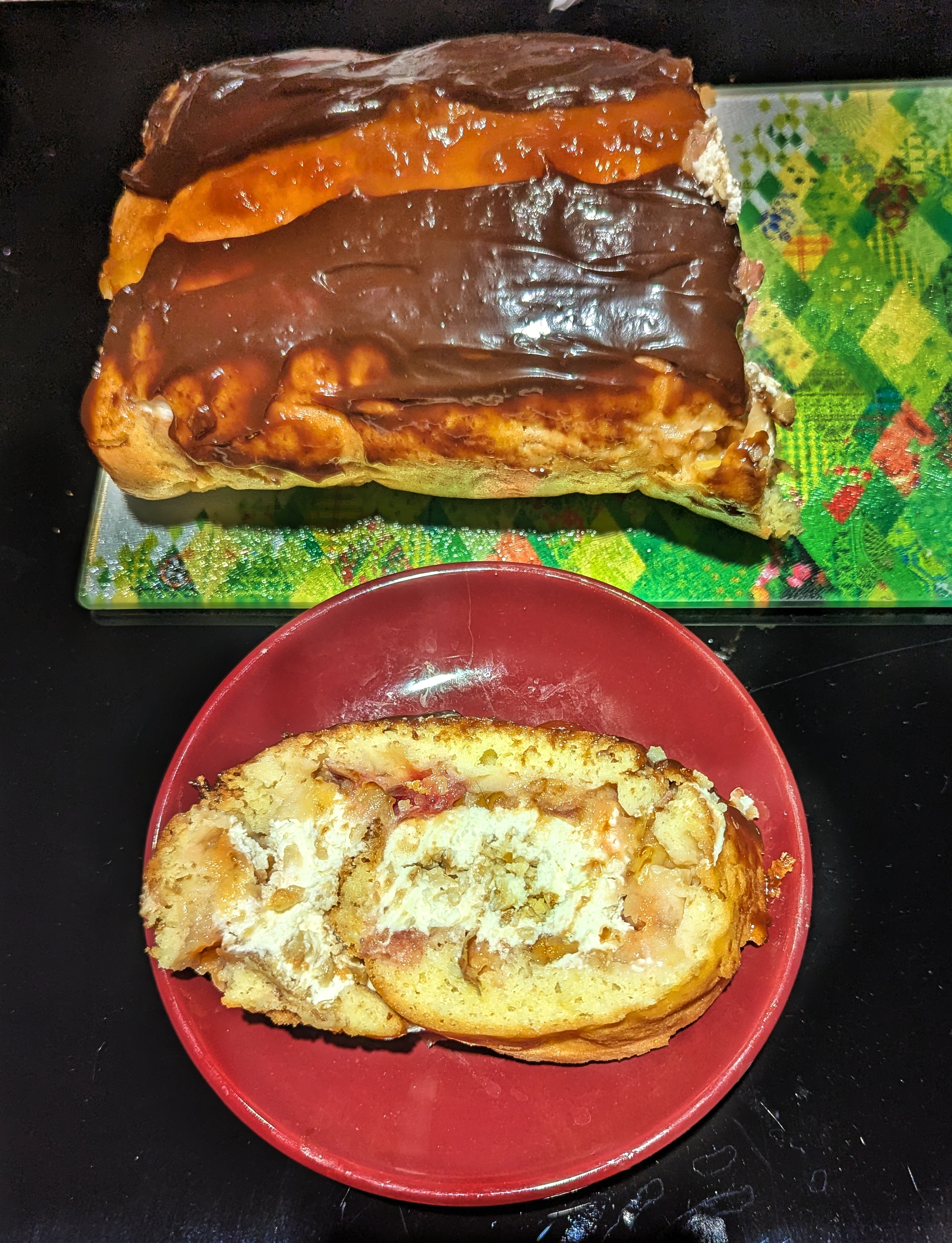 Рулет с яблоками