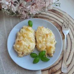 Куриное филе с ананасами и сыром. Горячее на Новый год