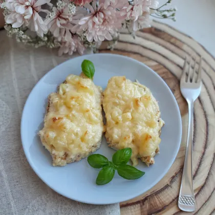 Куриное филе с ананасами и сыром.  Горячее на Новый год