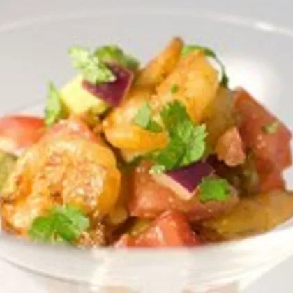Салат-коктейль с авокадо и креветками «Пряный»