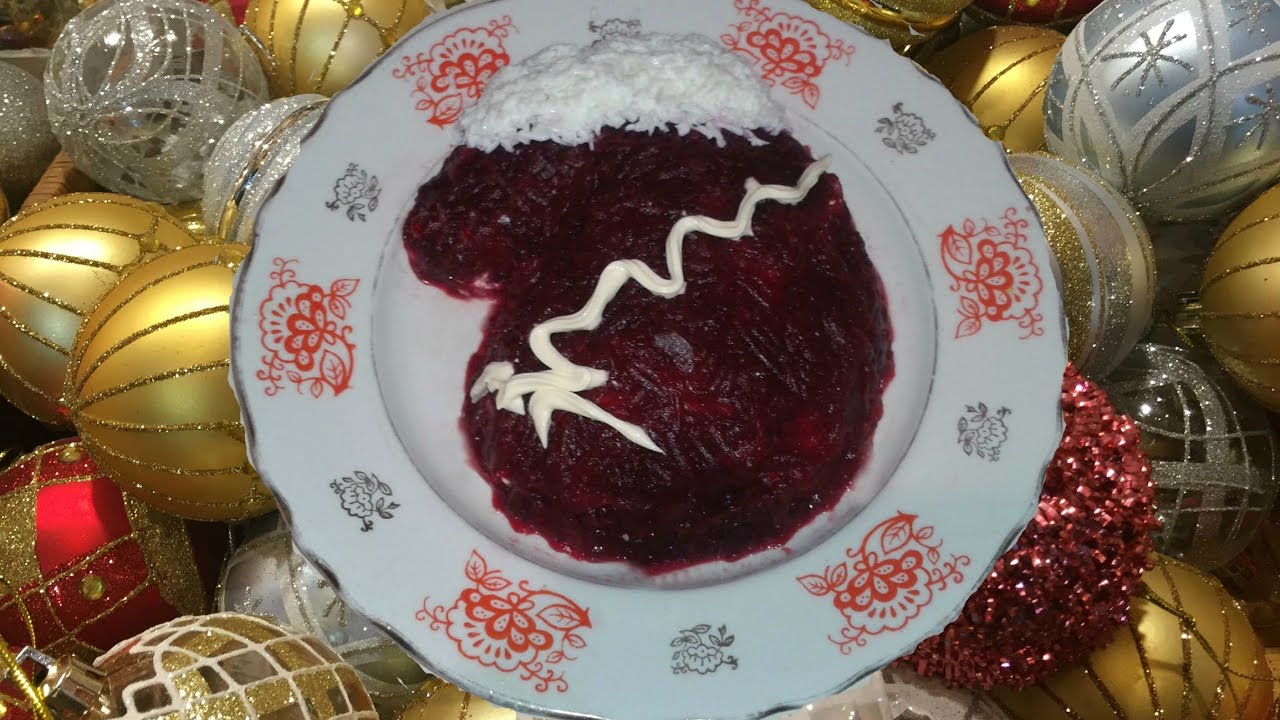 Новогодний салат "Рукавичка деда мороза"