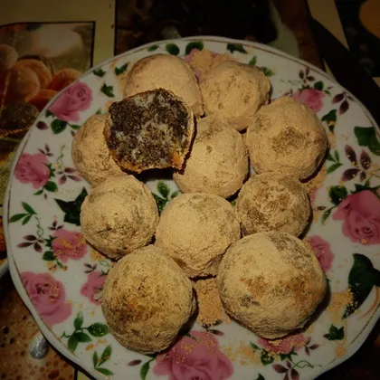 Конфеты из семян конопли с кокосовой стружкой и мескитом