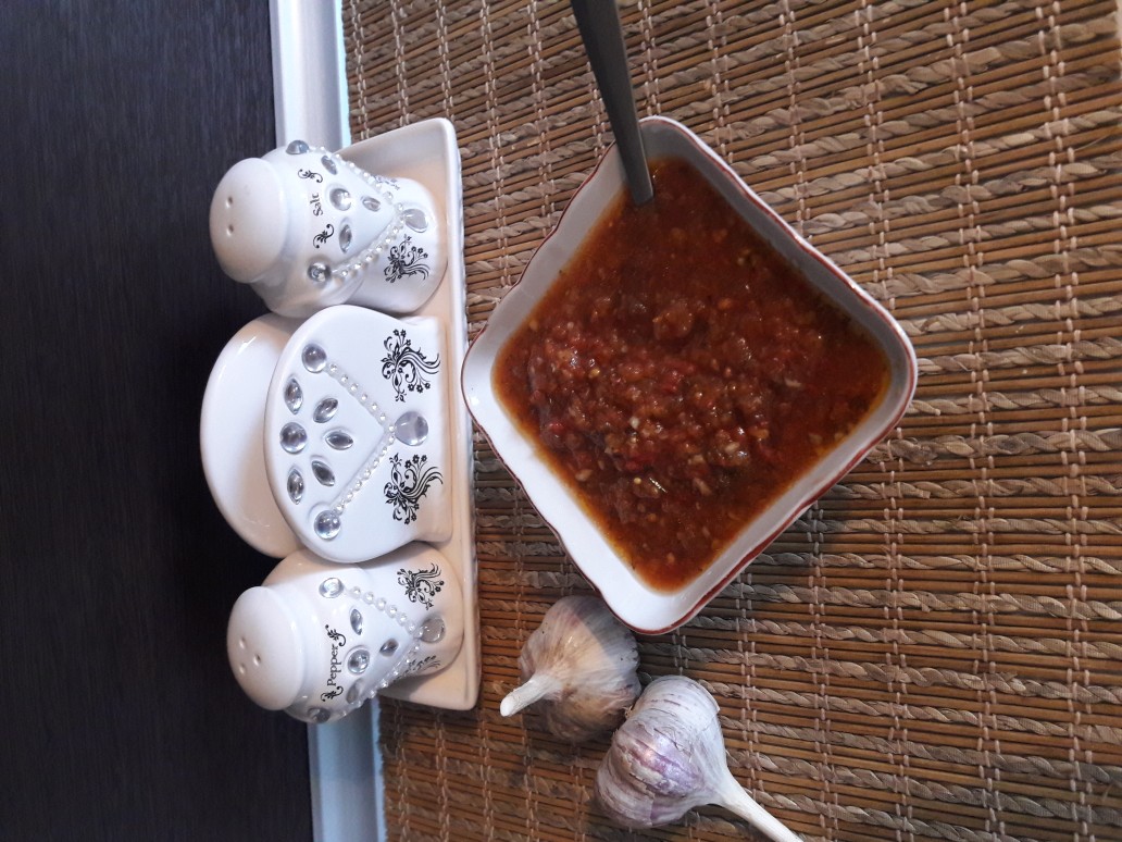 Соус с чесноком и укропом