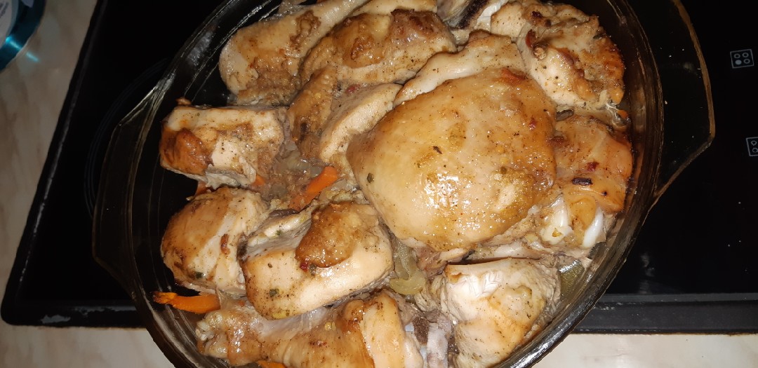 Гречка с курицей в духовке: рецепт - Лайфхакер