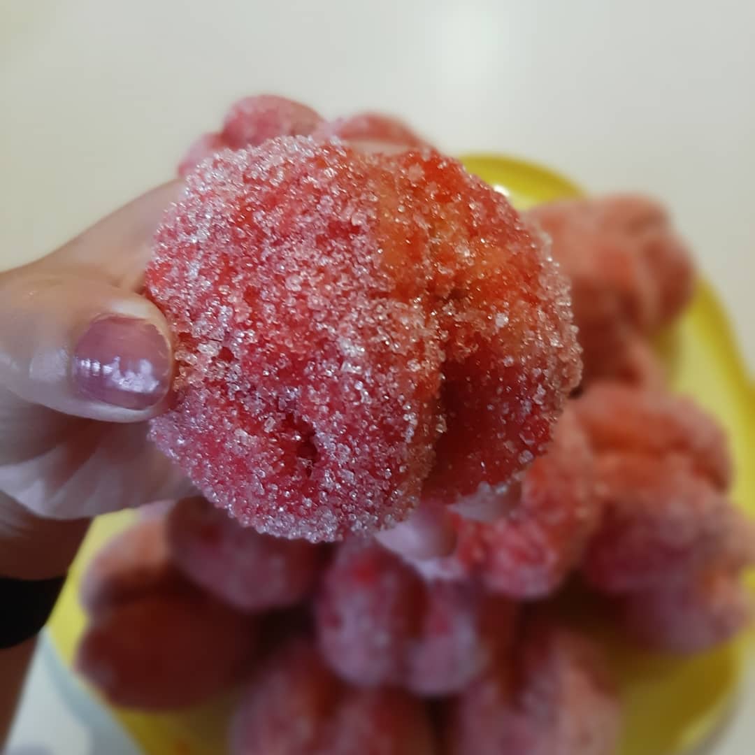 Пирожное Персики