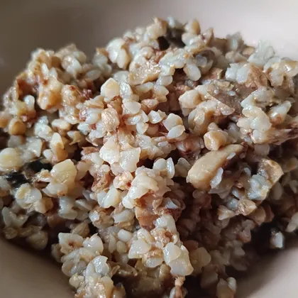 Гречка с шампиньонами и луком