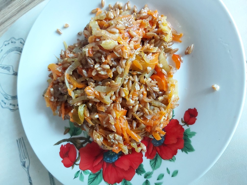 Полба с овощами