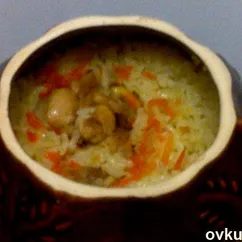 Легкий и быстрый рецепт куриного плова в горшочке