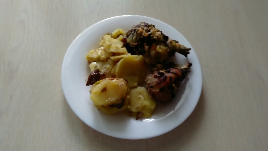 Курица с картошкой и грибами