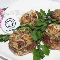 Шампиньоны фаршированные сыром и орехами