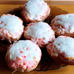 Горячие бутерброды с крабовыми палочками и копчёной икрой