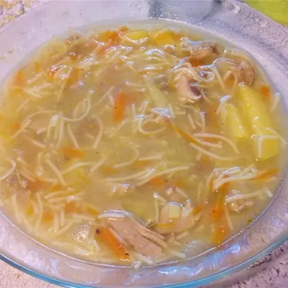 Густой, наваристый куриный суп с лапшой и картофелем 🍲