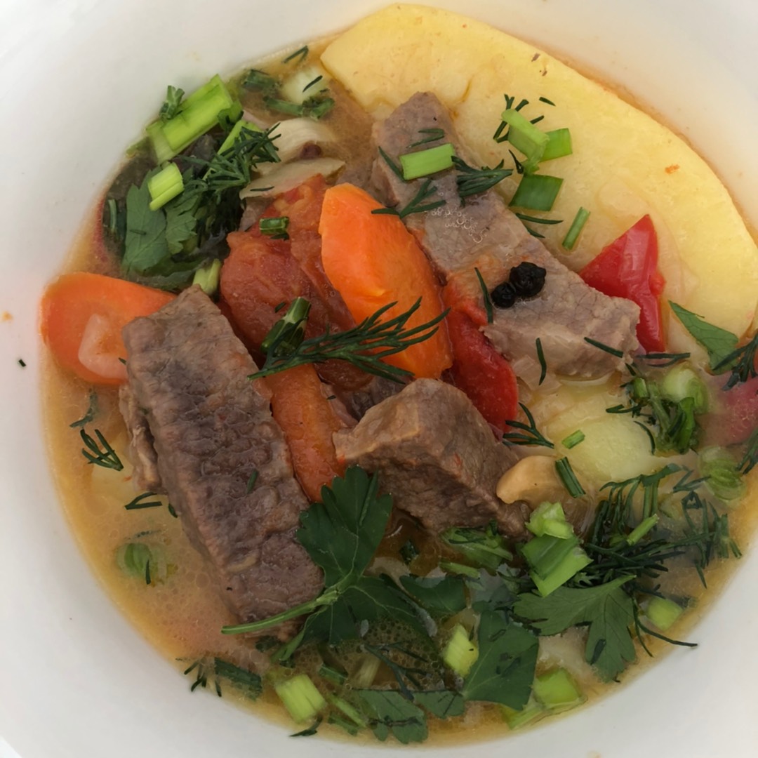 Тушеная картошка с мясом и овощами в мультиварке - рецепт автора Анна