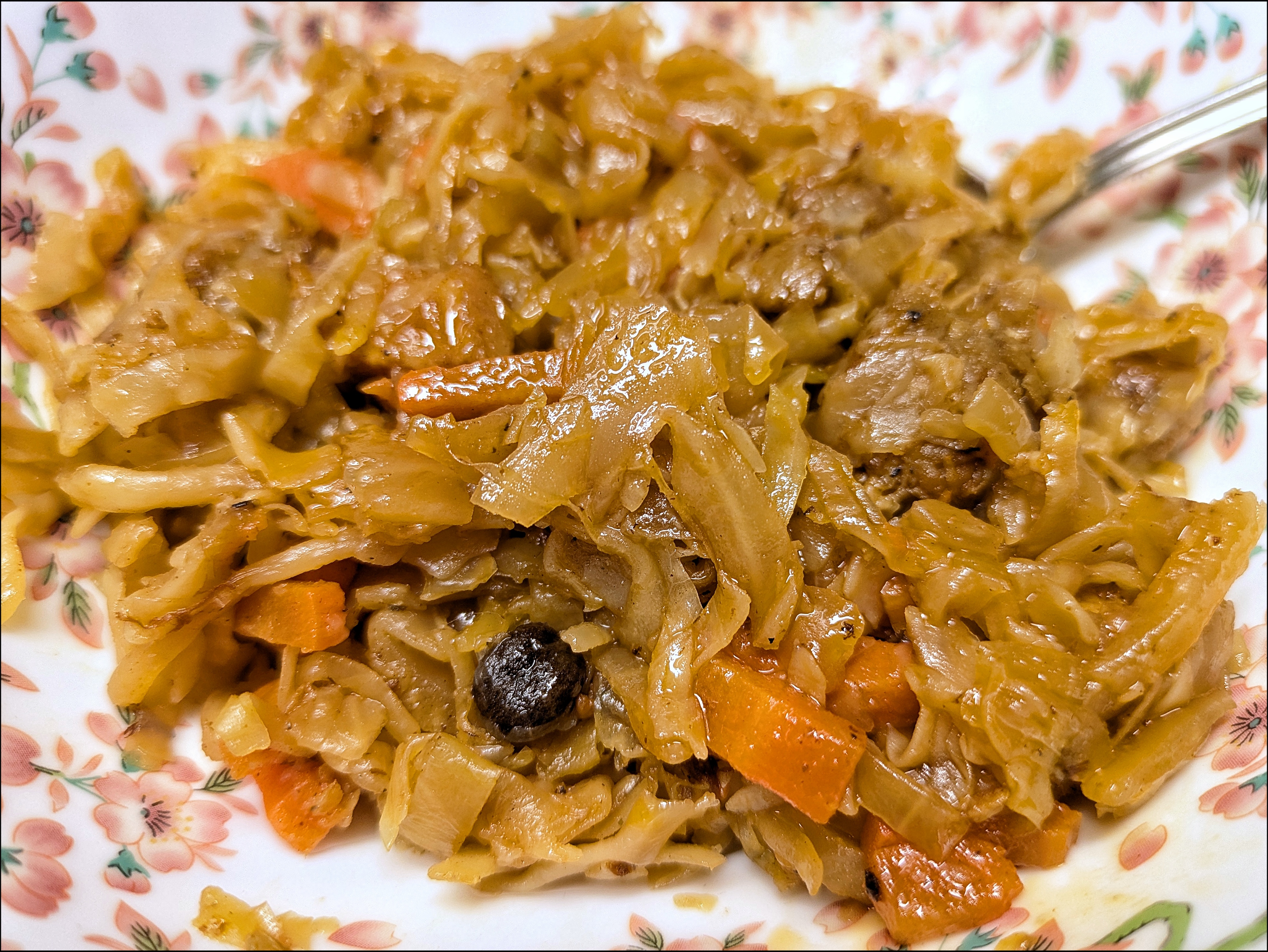 Капуста тушеная с мясом