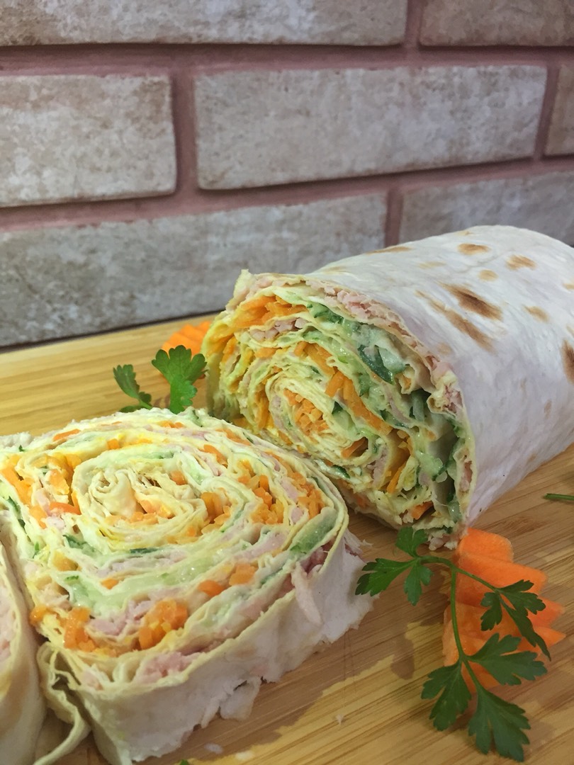 Рулет из лаваша