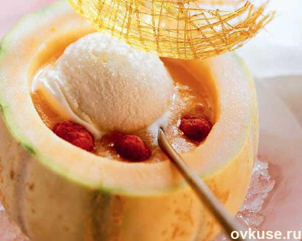 Вкусное мороженое из дыни