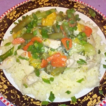 Кус-кус с куриной грудкой и овощами