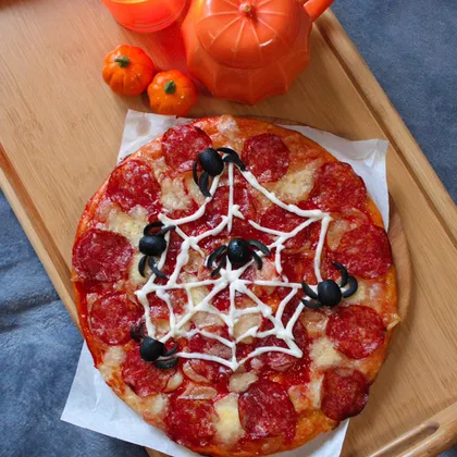 Пицца пепперони на Хэллоуин 👻