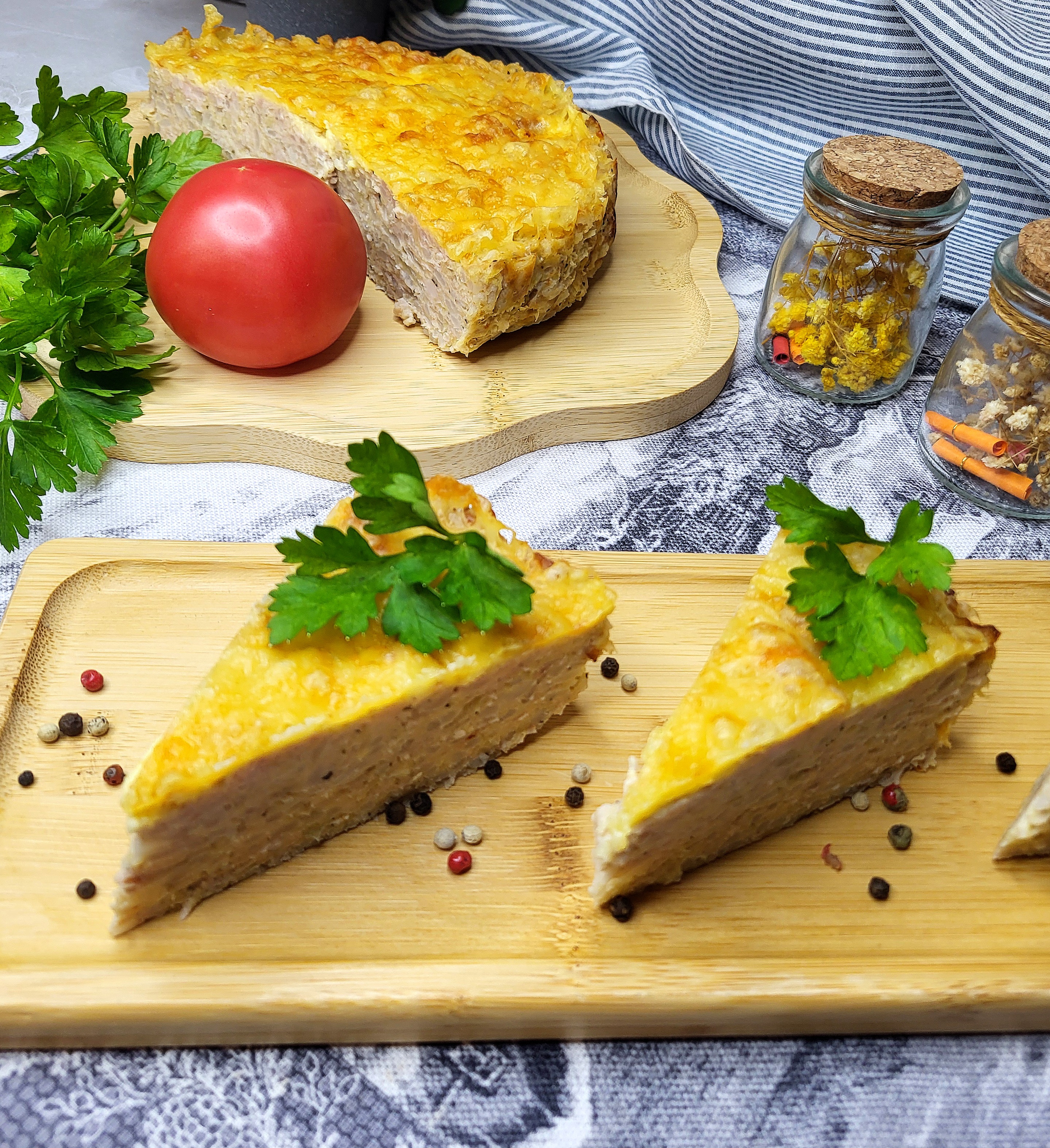 Пирог из кабачков с фаршем и рисом в духовке