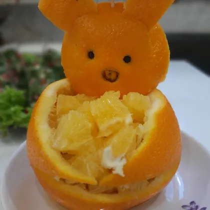 Нарезка апельсина в виде мишки