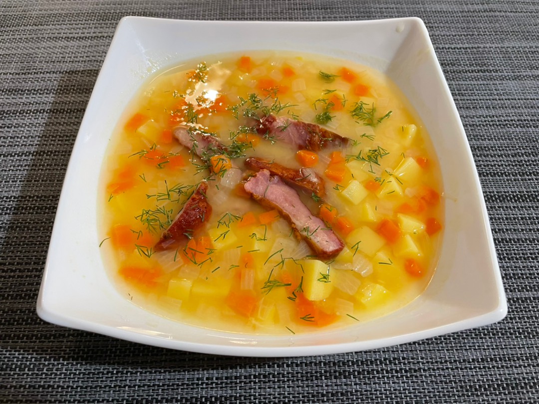 Сытный гороховый суп с фрикадельками
